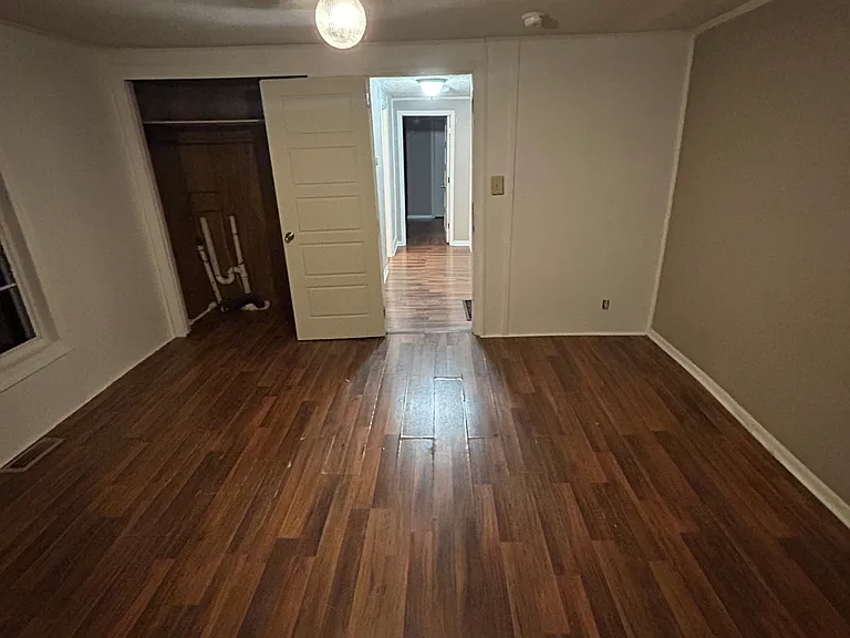 8724 Williams Ln — Photo 6