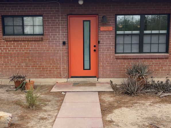 215 W 2nd St #215