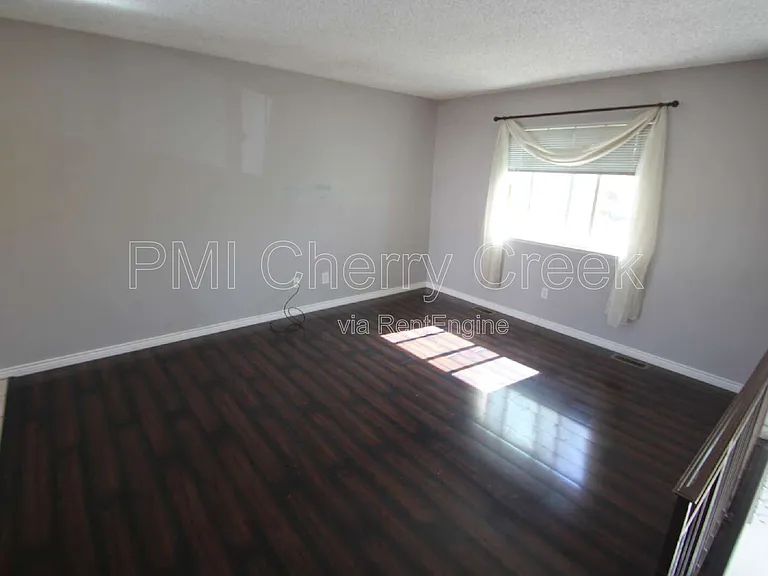 1875 S Ivory Ct — Photo 7