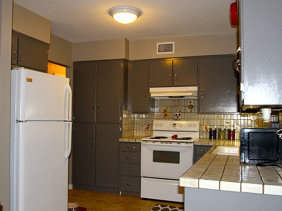 5th image of 338 Montfort Dr