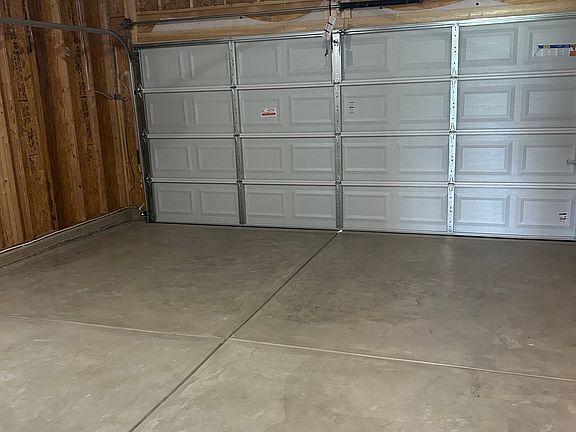 4th image of 574 Axford Bay Dr