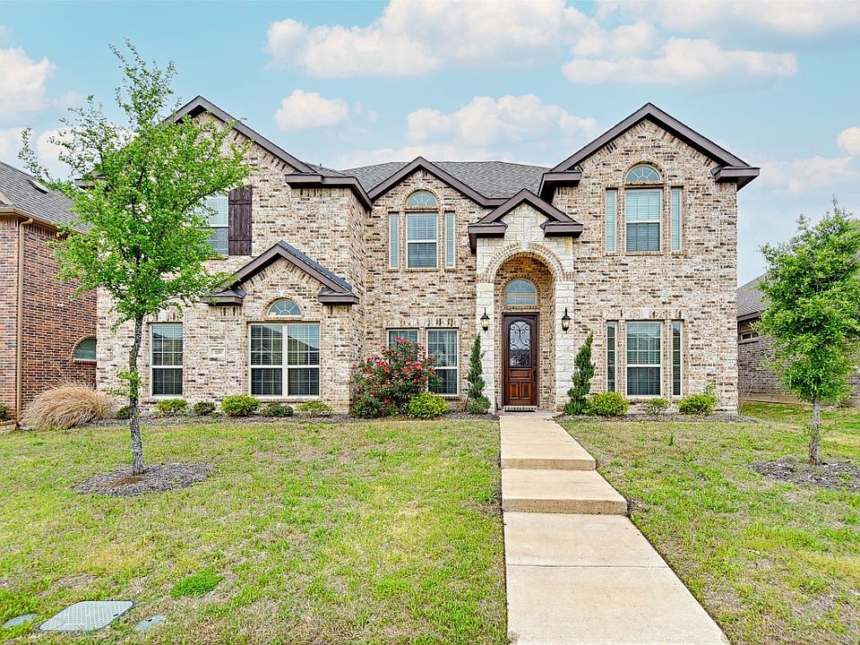 1st image of 110 Sweet Gum St