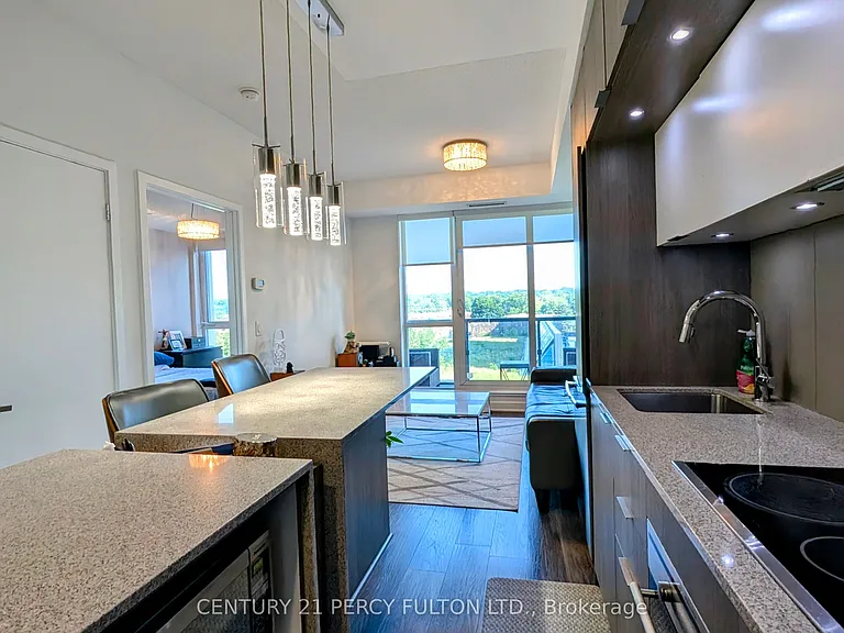 170 Sumach St #723 — Photo 3