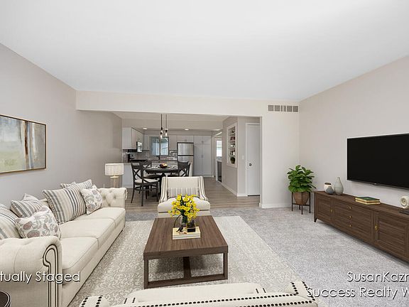 2nd image of 5928 Leisure South Dr SE