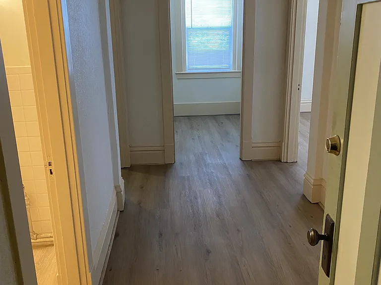 311 North Broadway Street — Photo 3