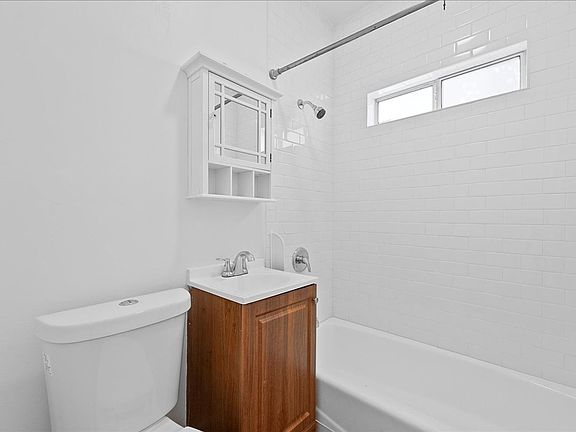 5th image of 406 S Coronado St APT 102