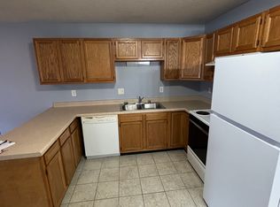 1217 Diuguid Dr APT C, Murray, KY 42071