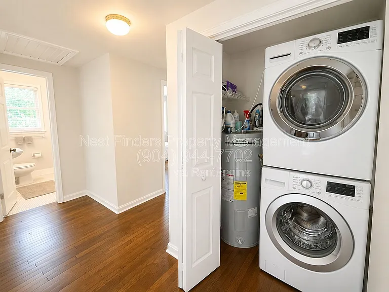 1230 Lechlade St — Photo 31