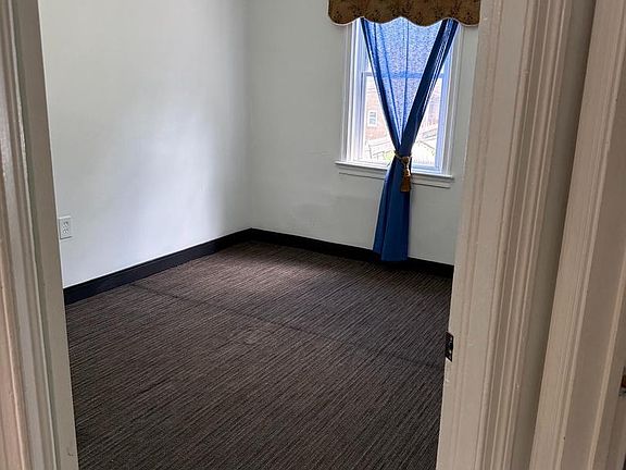 5th image of 1511 Filbert St