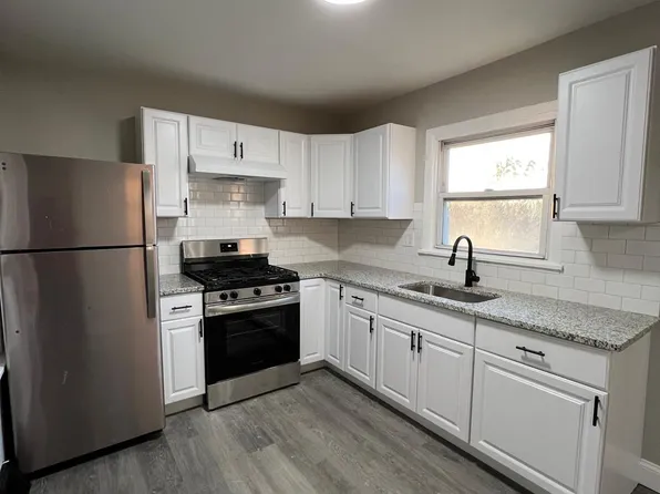162 W Airy St, Norristown, PA 19401
