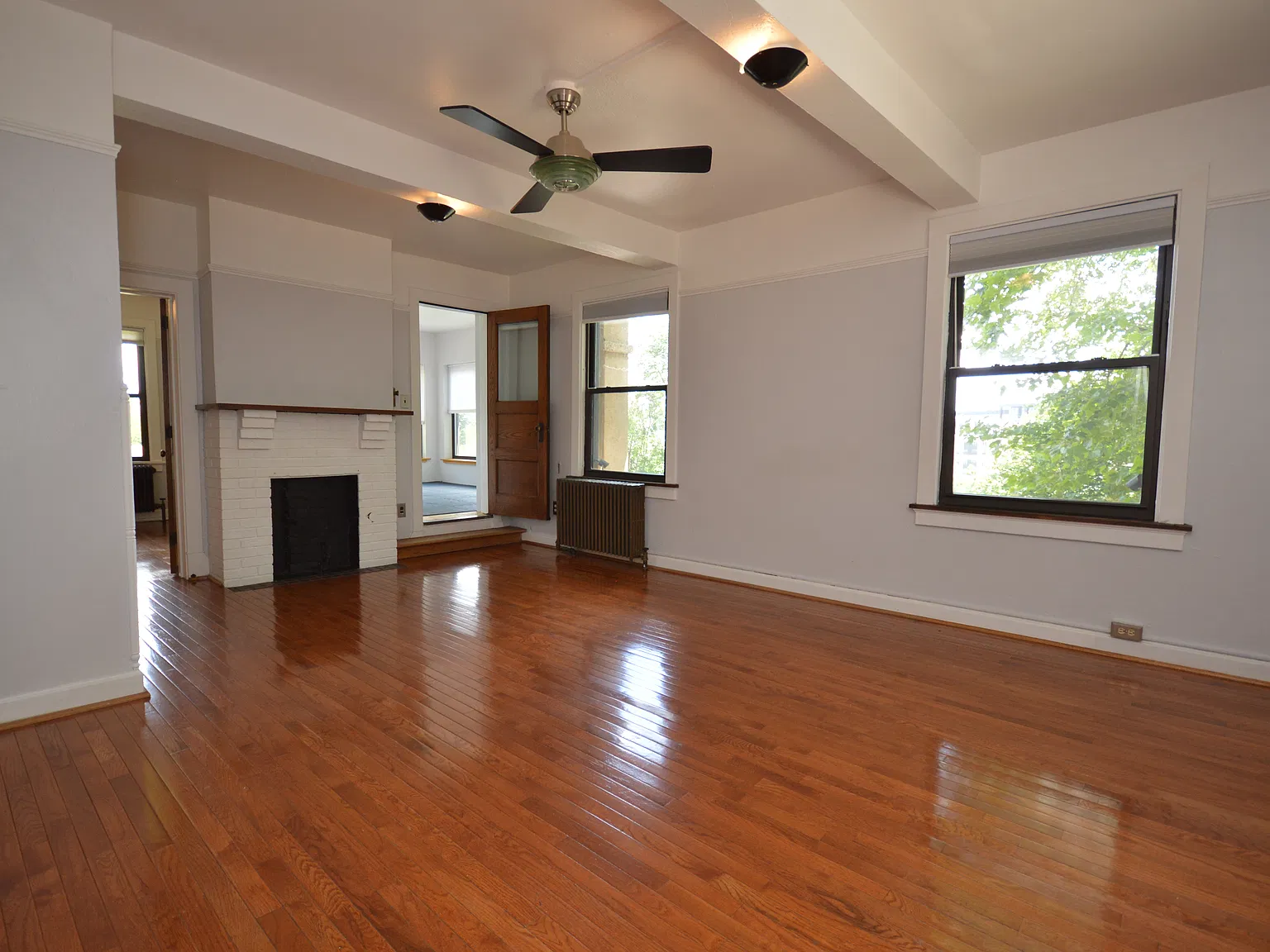 4 bed, 3242 sqft, $3,500 — Photo 3