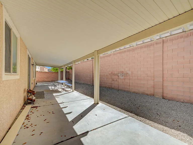 6637 Cliff Shore Ct — Photo 60