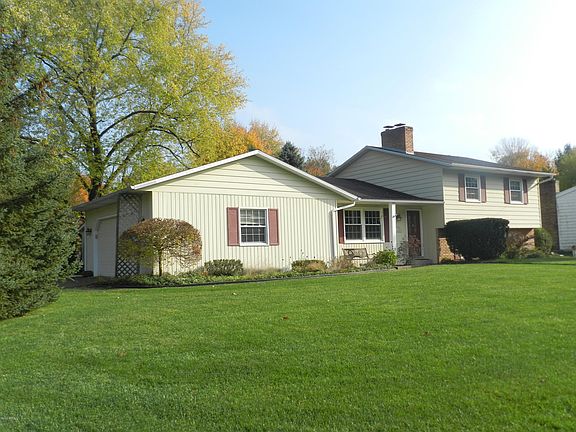2nd image of 10313 Lloy St