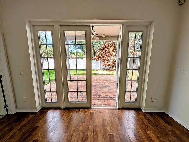 3462 Foxcroft Cir — Photo 24