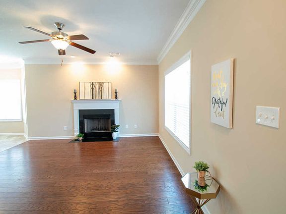 4th image of 7309 Calla Crossing Ln