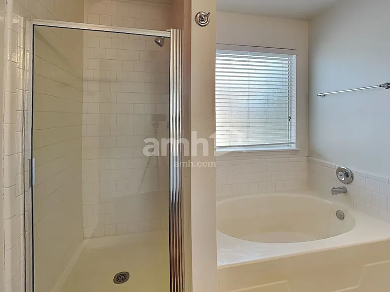5349 Yale Dr — Photo 14