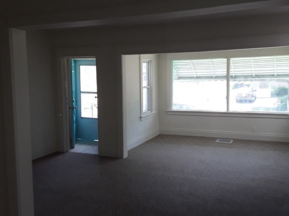 4th image of 1308 Kensington Ave #1ST