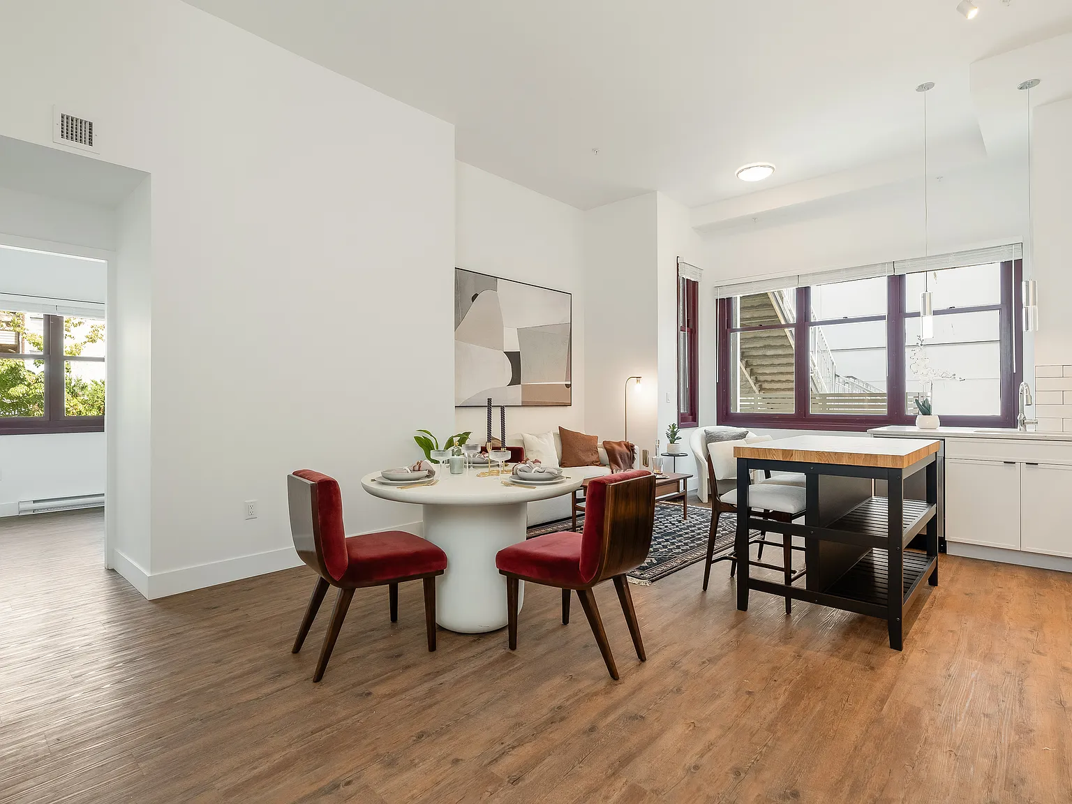 1523 Davie Street Vancouver — Photo 4