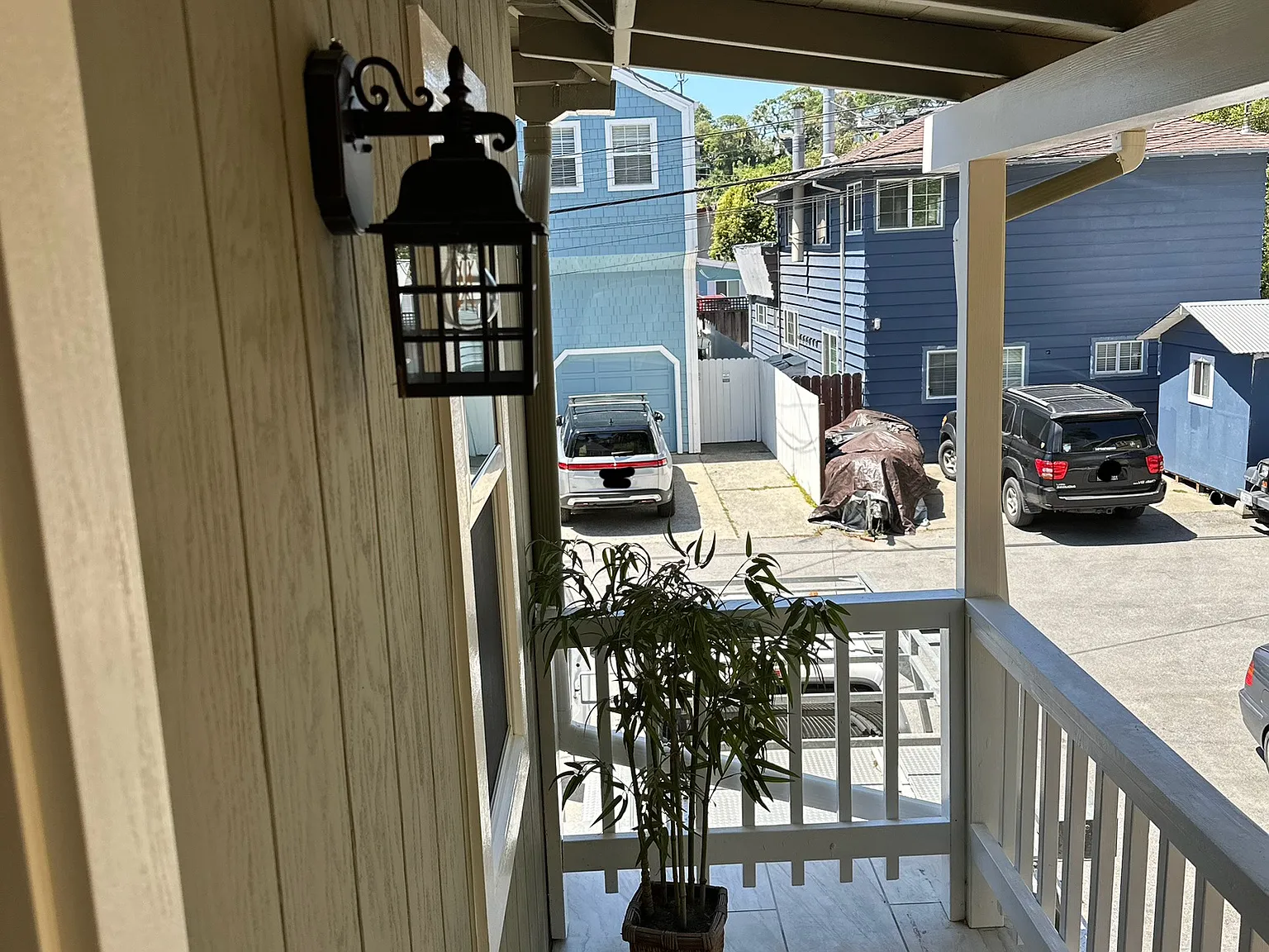 305 Treasure Island Dr — Photo 3