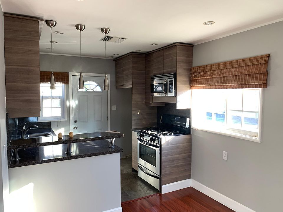 1st image of 517 Hahn Ave