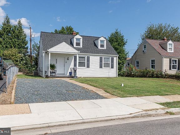 2nd image of 8220 Cornwall Rd