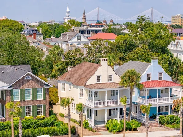 12 Murray Blvd, Charleston, SC 29401