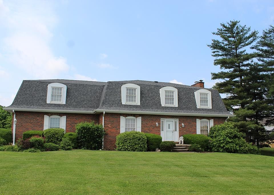 1st image of 1410 Golf Manor Dr