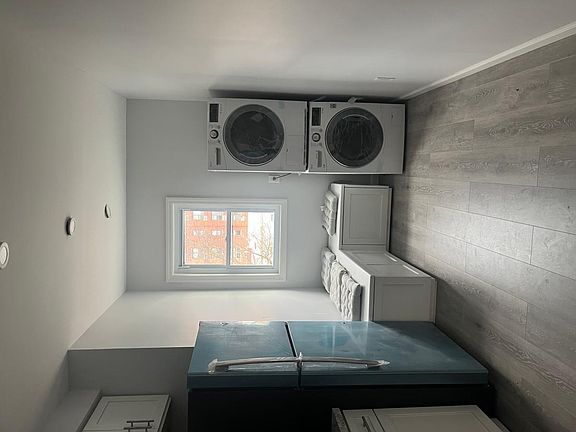 2nd image of 8659 18th Ave