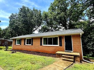 1306 Cypress Mill Rd, Florence, AL 35630