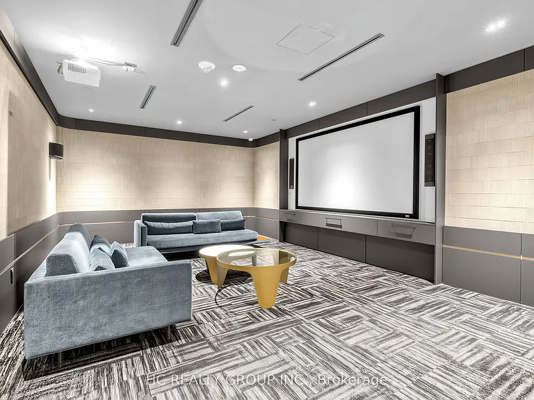 50 Upper Mall Way #1802 — Photo 25