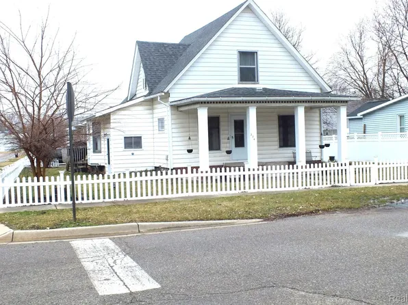 234 S Ann St, Fowlerville, MI 48836