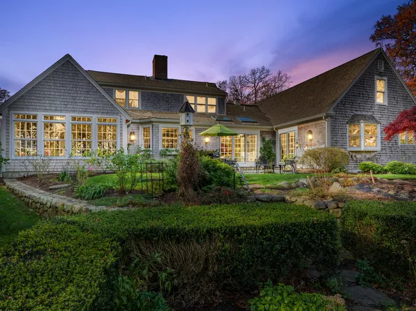 41 Court Street, North Chatham, MA 02650