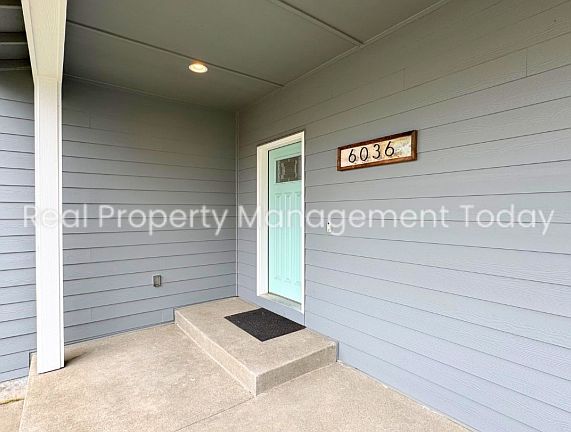 2nd image of 6036 S Stevens St
