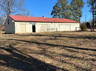 75 Hillandale Dr, Russellville, AL 35654