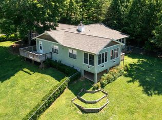 627 Chatuge Ln, Hayesville, NC 28904