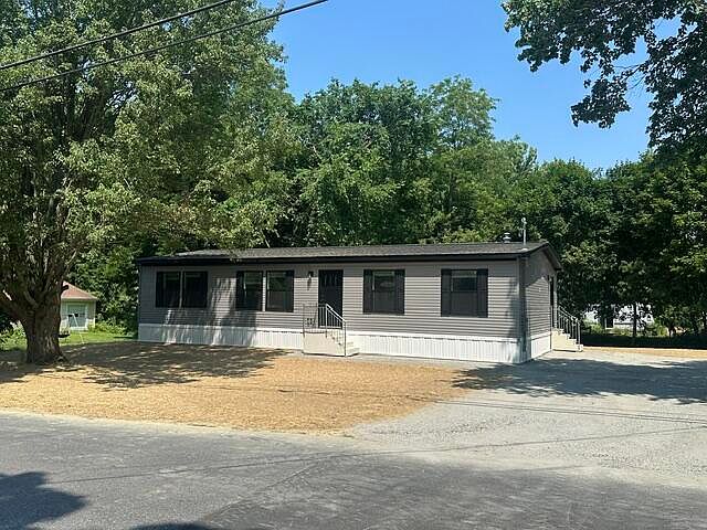 1st image of 8 Kelley Street