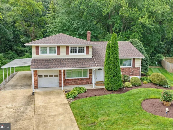 20 Stewart Ct, Dover, DE 19904