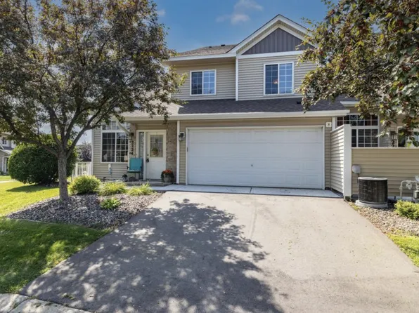 2224 Quarry Ln, Shakopee, MN 55379