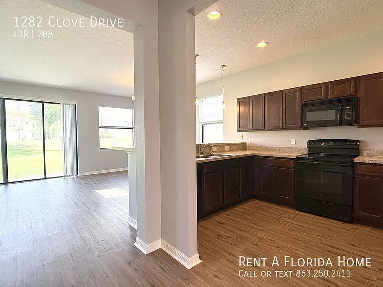 1282 Clove Dr — Photo 11