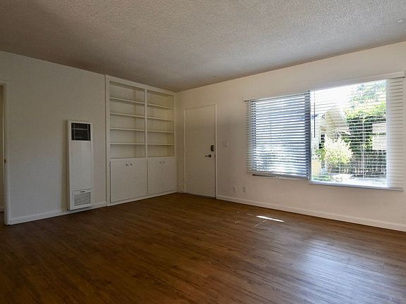 2nd image of 121 W Arrellaga St APT 1