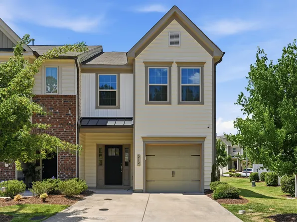 212 Cross Blossom Rd, Durham, NC 27703