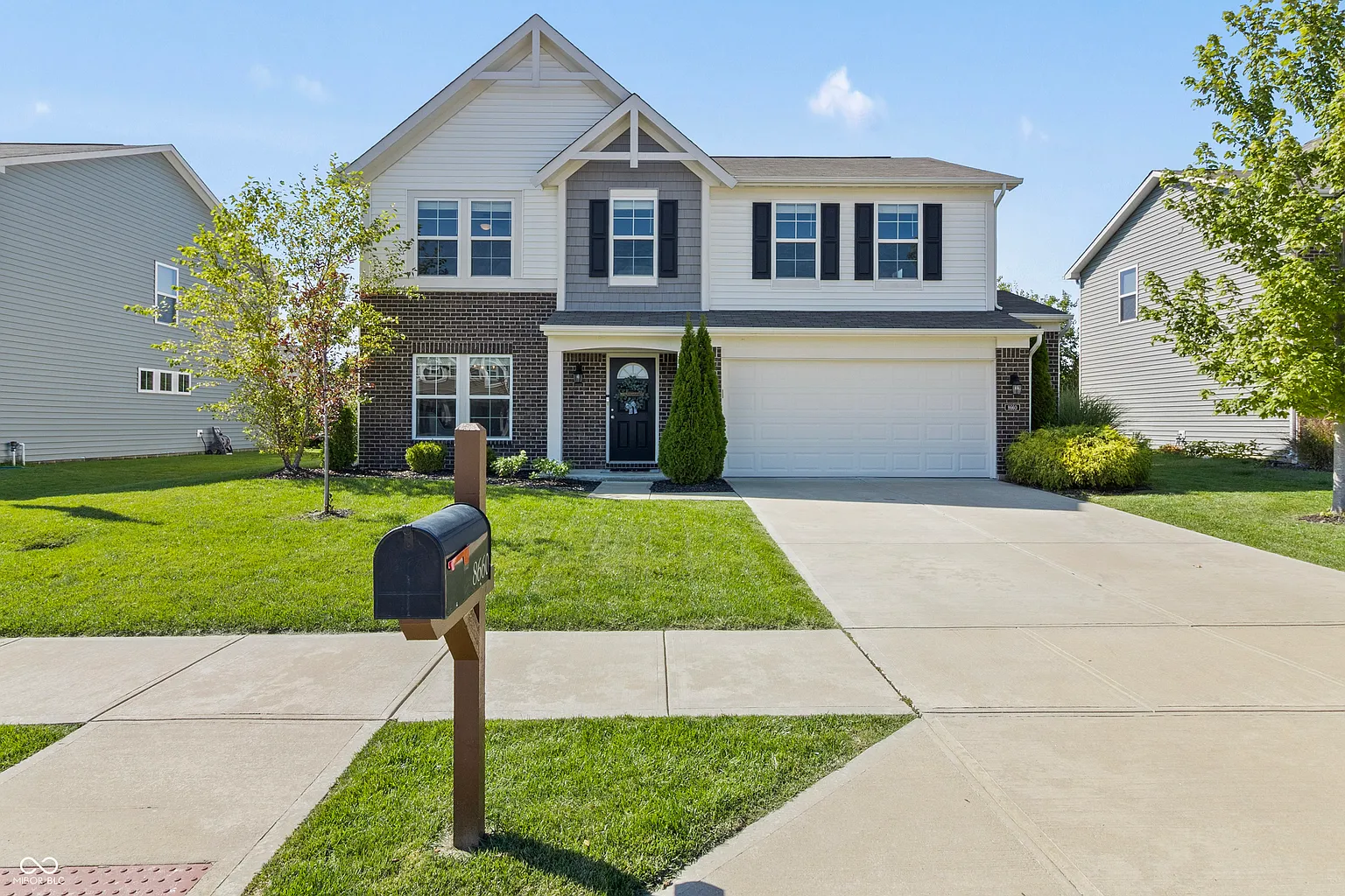 8660 Fawn Way photo 1