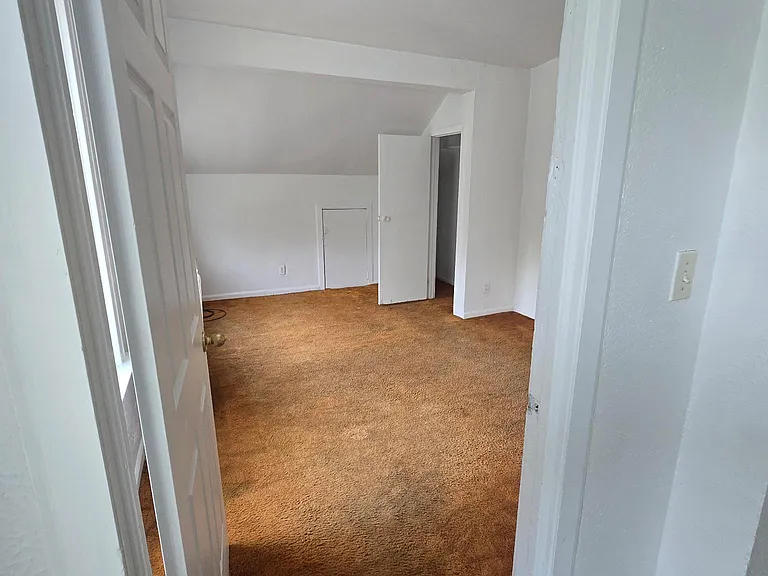 353 Kenilworth Ave #6 — Photo 6