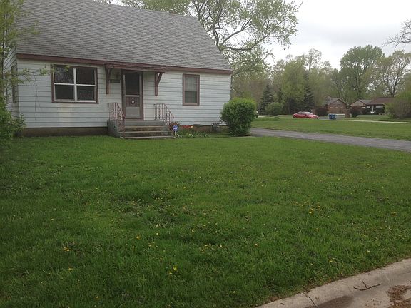 3rd image of 14208 S Lamon Ave