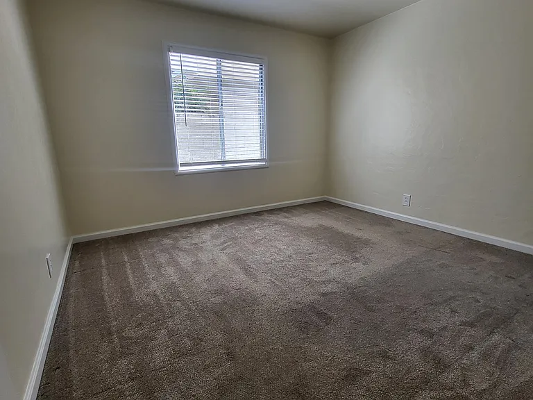 1048 Solano Ave — Photo 8
