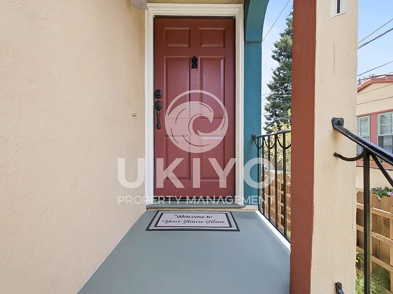 1211 Francisco St — Photo 4