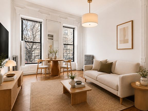 3rd image of 1100 Dean St APT 3