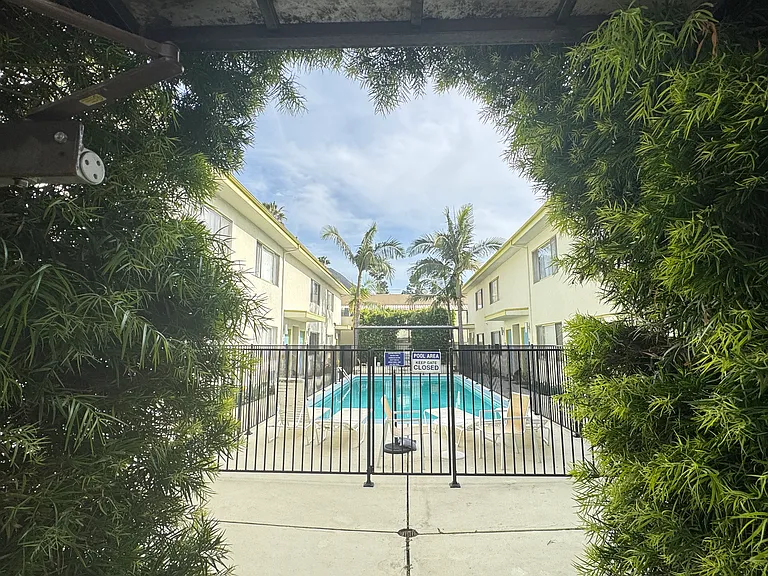 4100 Warner Blvd #I — Photo 2