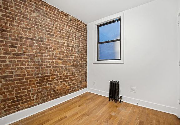 5th image of 307 E 162nd St Floor 2