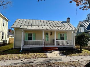 109 S Oakum St, Edenton, NC 27932